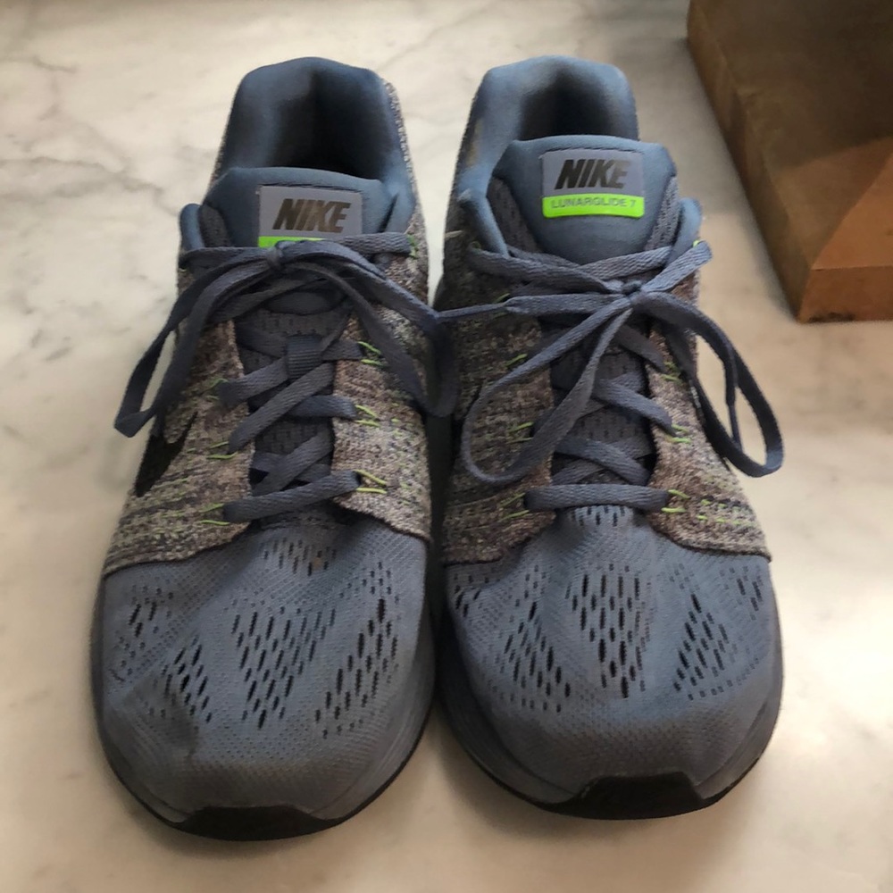 NIKE Lunarglide 7